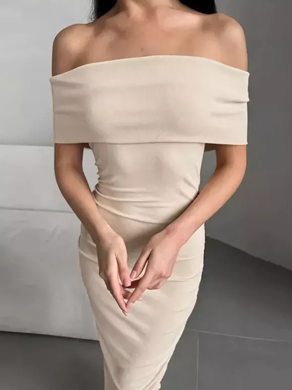 Robe moulante à épaules dénudées coupe ajustée élégante semi-formelle robe longue froncée pour femmes 2026