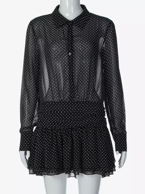Robe noire décontractée mini plissée à manches longues et col en V pour une soirée en amoureux