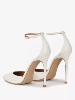 Robe noire à talons hauts bout pointu talon aiguille bride à la cheville escarpins