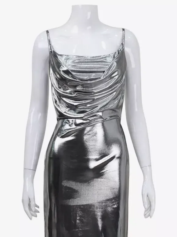 Robe nuisette argentée à col bénitier métallisé pour femme - Robe asymétrique sexy argentée à dos découpé et fente midi - Soirée en boîte de nuit d'été 2026