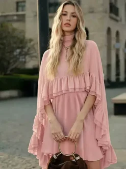 Robe nuisette courte en mousseline avec cape pour femme - Ensemble élégant à volants superposés 2 pièces - Idéale pour les invités de mariage les fêtes et les cocktails de printemps 2026