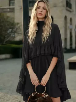 Robe nuisette courte en mousseline avec cape pour femme - Ensemble élégant à volants superposés 2 pièces - Idéale pour les invités de mariage les fêtes et les cocktails de printemps 2026