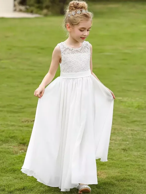 Robes de demoiselle d'honneur blanches en dentelle blanche sans manches à col bijou