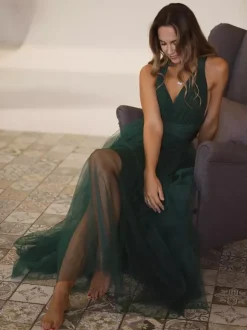 Robes de demoiselle d'honneur cyan en tulle A-line col en V longueur au sol fermeture éclair robe de soirée de mariage