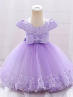 Robes de demoiselle d'honneur blanches robes d'occasion spéciale dentelle bordeaux manches courtes col bijou robes de demoiselle d'honneur