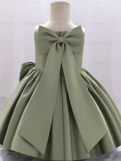 Robes de demoiselle d'honneur blanches robes d'occasion spéciale tissu en satin blanc sans manches col carré robes de demoiselle d'honneur