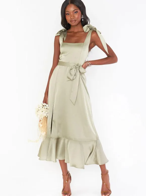 Robes de demoiselle d'honneur à bretelle jupe fendue