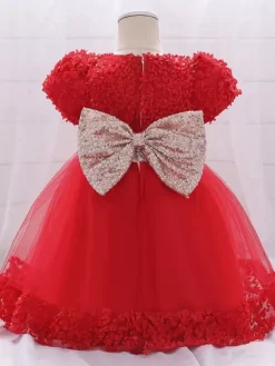 Robes de fille de fleur blanche Robes d'occasion spéciale Dentelle blanche Manches courtes Col bijou Robes de fille de fleur