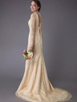 Robes de mariée dentelle robe de mariée col V manches longues dos nu sirene avec train