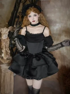 Robes gothiques Lolita à n艙uds et volants rouges