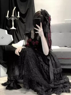 Robes gothiques Lolita à volants et fleurs noires Hime Lolita JSK