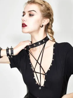 Robes gothiques Lolita Punk avec 艙illets  robe noire