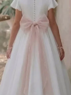 Robes blanches de demoiselle d'honneur en mousseline blanche à manches courtes et col rond