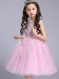 Robes cortège enfant blanche en dentelles col rond brodé robe de fille de fleur