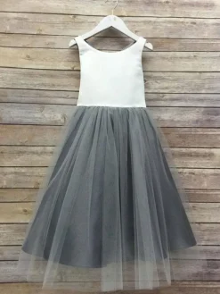 Robes cortège enfant champagne en dentelle col rond zip sur dos Robe fille de fleur