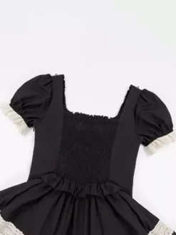 Robes Lolita classiques gothiques douces à lacets et volants à blocs de couleurs noires