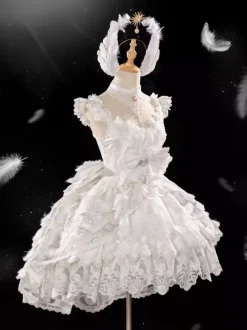 Robe Sweet Lolita sans manches à bordure en dentelle et jupe-salopette bouffante disponible en 3 couleurs