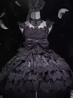 Robe Sweet Lolita sans manches à bordure en dentelle et jupe-salopette bouffante disponible en 3 couleurs