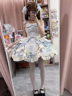 Robe Sweet Lolita sans manches à lacets et volants robe rose avec traîne