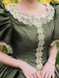 Robe victorienne à tournure bouffante manches bouffantes volants en dentelle robe maxi rétro avec chapeau