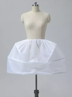 Robe victorienne vintage blanche à paniers et cerceaux latéraux