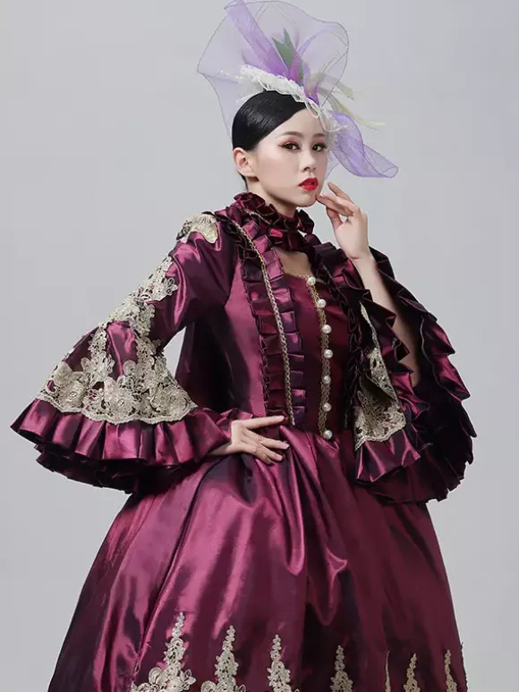 Robe victorienne vintage style Marie-Antoinette jupe brodée manches longues évasées robe de soirée vintage