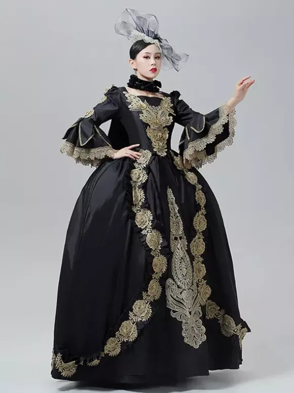 Robe vintage baroque rococo victorienne de style Marie-Antoinette broderies dorées robe noire