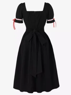 Robe vintage pour femme manches bouffantes coupe midi col carré n艙ud sur le devant évasée.