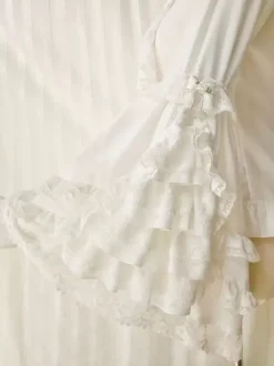 ROCOCO Style Blouses Lolita Noeuds Dentelle Manches Longues Blouse Lolita Top Ecru Blanc Chemise Lolita