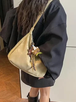 Sac cabas bandoulière grande capacité en similicuir délavé vintage style hobo idéal pour un usage quotidien.