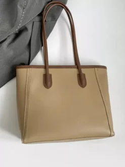 Sac cabas minimaliste en cuir à blocs de couleur grande capacité idéal pour les trajets quotidiens. Sac à bandoulière.