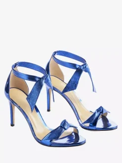 Sandales à talons hauts métallisées à bout ouvert et n艙ud pour femmes idéales pour les bals de fin d'année.