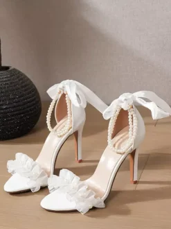 Sandales blanches à lacets et bout ouvert ornées de perles pour femmes style mariage
