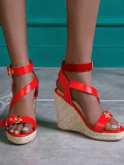 Sandales femme compensées en cuir synthétique