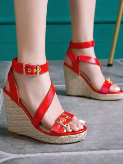 Sandales femme compensées en cuir synthétique