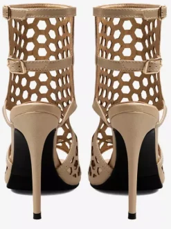 Sandales gladiateur pour femmes sandales à bout ouvert avec découpe et boucle.