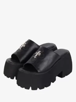 Sandales gothiques Lolita avec détails en métal bout ouvert croisé en cuir PU chaussures d'été noires Lolita