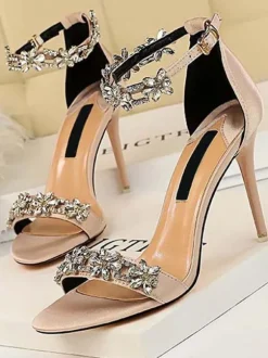 Sandales femme noir en satin décoré des diamants artificiels à talon haut