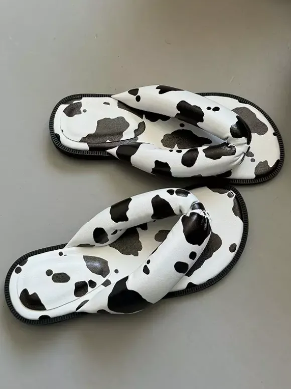 Sandales plates à enfiler pour femmes
