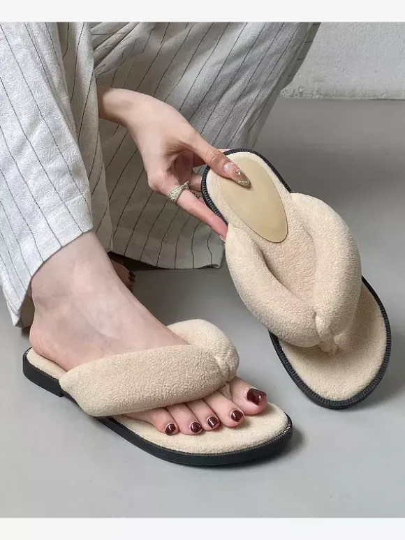Sandales plates à enfiler pour femmes