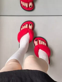 Sandales plates à enfiler pour femmes