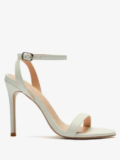 Sandales à talons Chaussures femmes noires bout ouvert talon aiguille