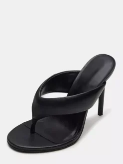 Sandales tongs noires à talons hauts et dos nu