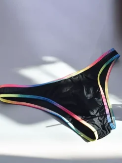 Slips pour hommes en soie glacée avec bordure arc-en-ciel