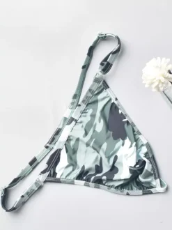 String camouflage asymétrique en soie glacée pour homme