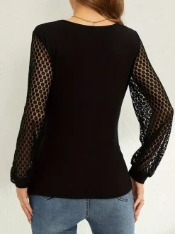 Top cache-c艙ur à col en V profond et manches longues en dentelle florale transparente pour femme 2026