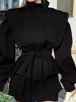Trench-coat ceinturé pour femme - Col montant chic épaulettes coupe ajustée et péplum - Collection streetwear printemps 2026 au luxe discret