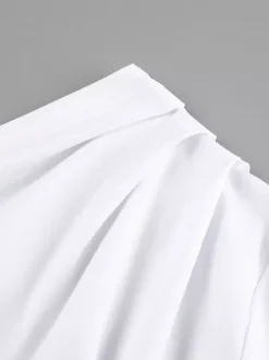 T-shirt asymétrique à une épaule et manches courtes froncées