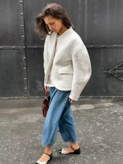 Veste courte blanche en bouclette pour femme - Élégante veste d'extérieur à col V manches bouffantes et coupe ajustée - Chic français pour le printemps 2026