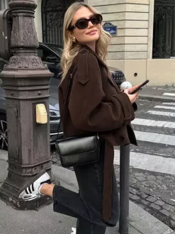 Veste courte croisée pour femme - Coupe courte chic ceinturée - Style streetwear décontracté et luxueux pour le printemps 2026